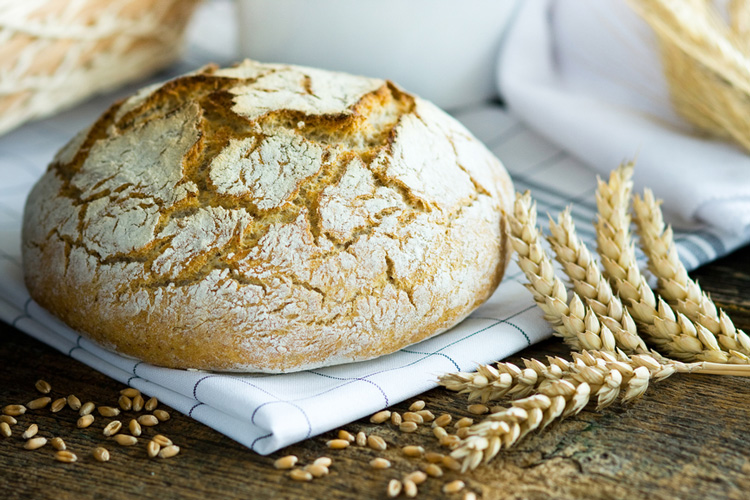 Vecchia teglia per il pane -  Italia